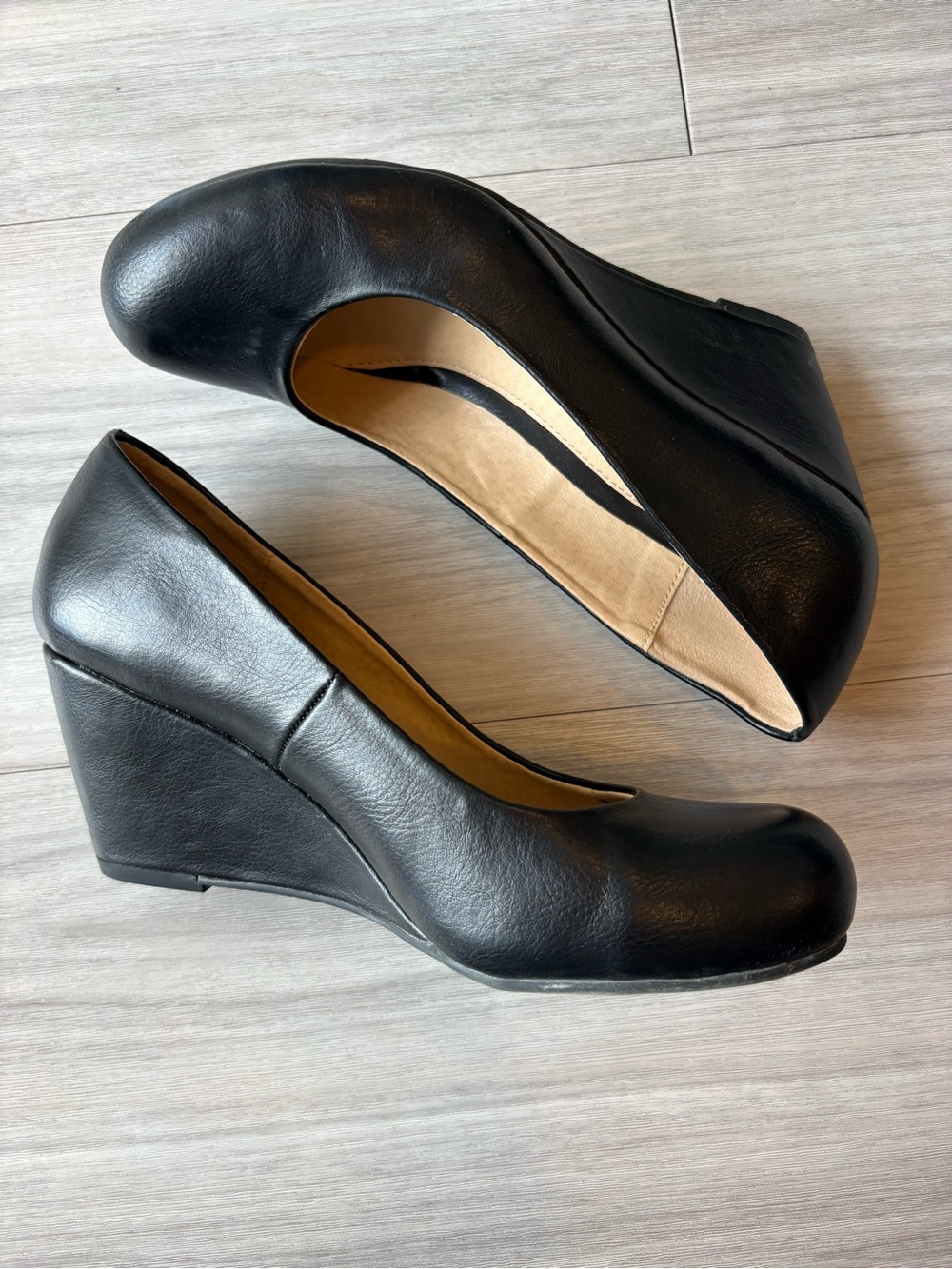 Black wedge heels size 6